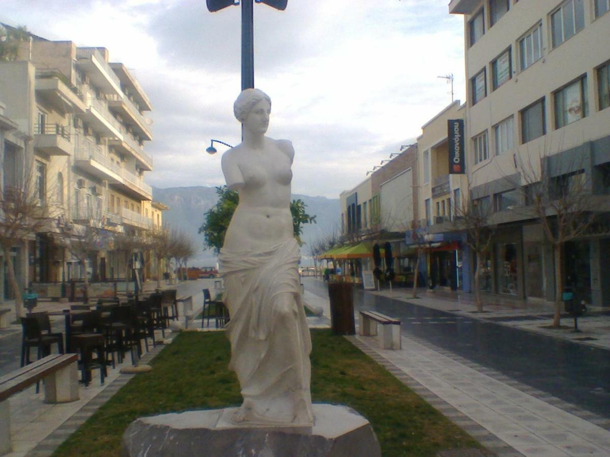 Central Luxury Studio Corinth Екстер'єр фото